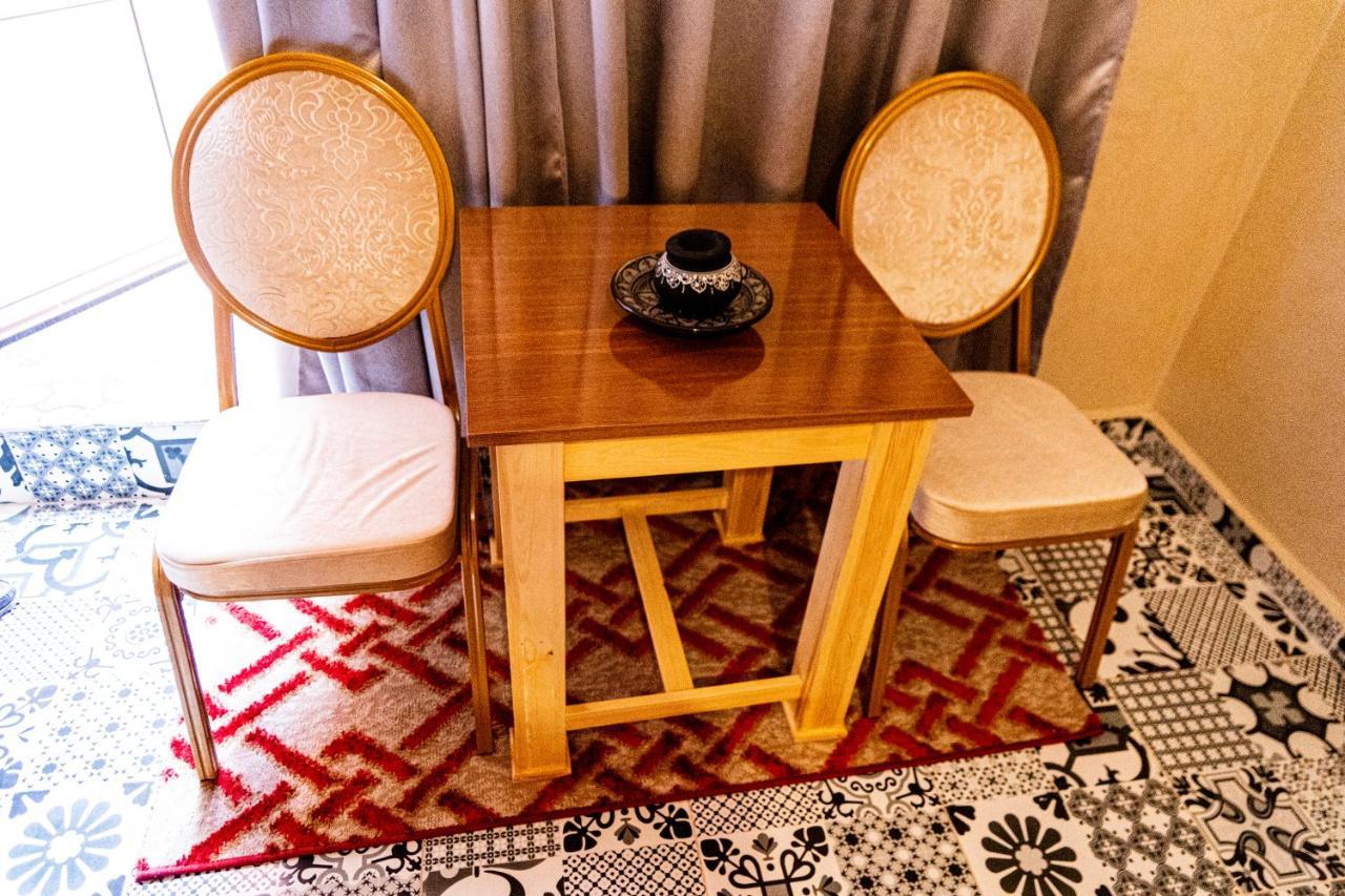 Hotel La Vallee Des Kasbahs Chez Ilyas Тингир Экстерьер фото