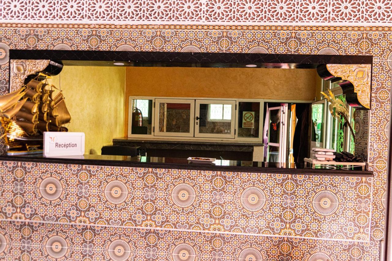 Hotel La Vallee Des Kasbahs Chez Ilyas Тингир Экстерьер фото