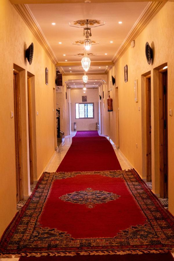 Hotel La Vallee Des Kasbahs Chez Ilyas Тингир Экстерьер фото