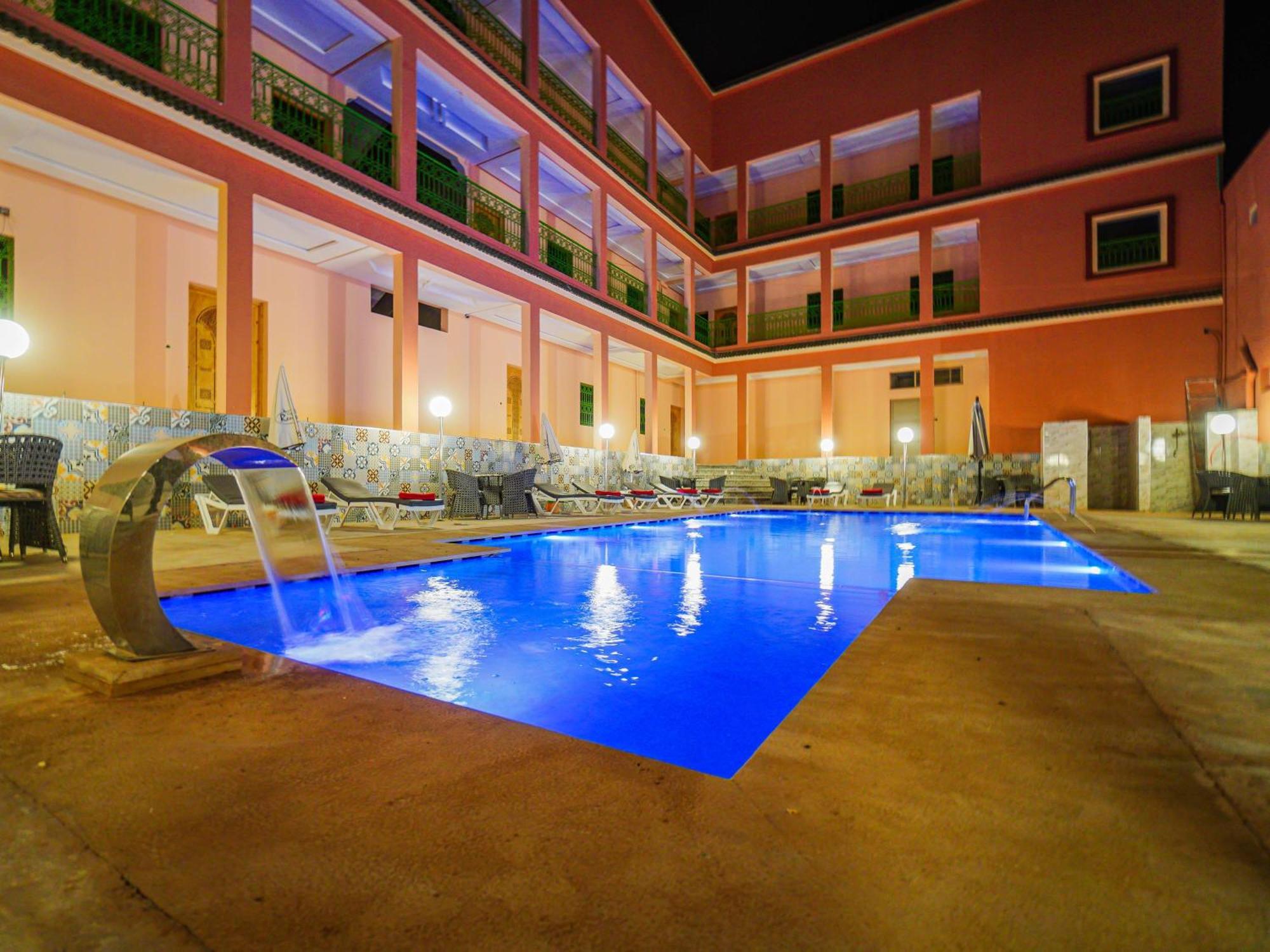 Hotel La Vallee Des Kasbahs Chez Ilyas Тингир Экстерьер фото