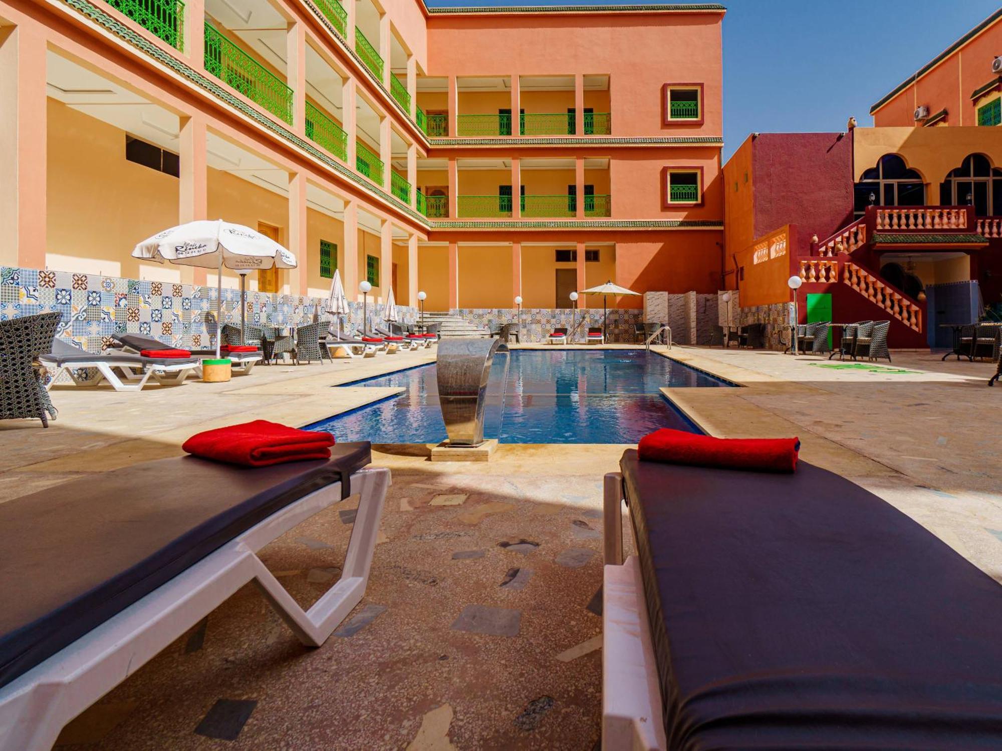 Hotel La Vallee Des Kasbahs Chez Ilyas Тингир Экстерьер фото